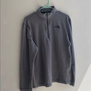 The North face sweater men’s size L